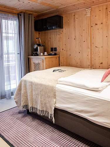 Chambre en bois confortable