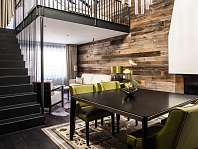 13.8 Penthouse Deluxe Suite 13.8 Penthouse Deluxe Suite