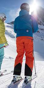 Skifahren beim Matterhorn Skifahren beim Matterhorn