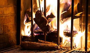 Fleisch vom Holzofengrill 8 5.Schaeferstube.pg